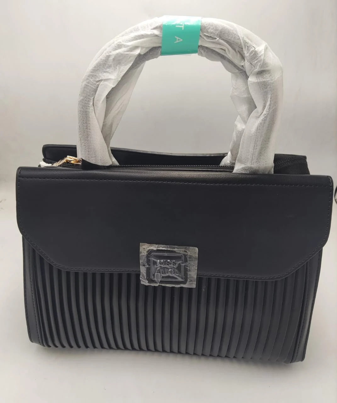 Textured Wave Flap Handbag